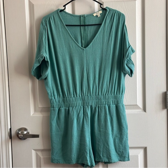 Kori Pants - Kori Teal Linen Blend V-Neck Romper Women’s Size Medium